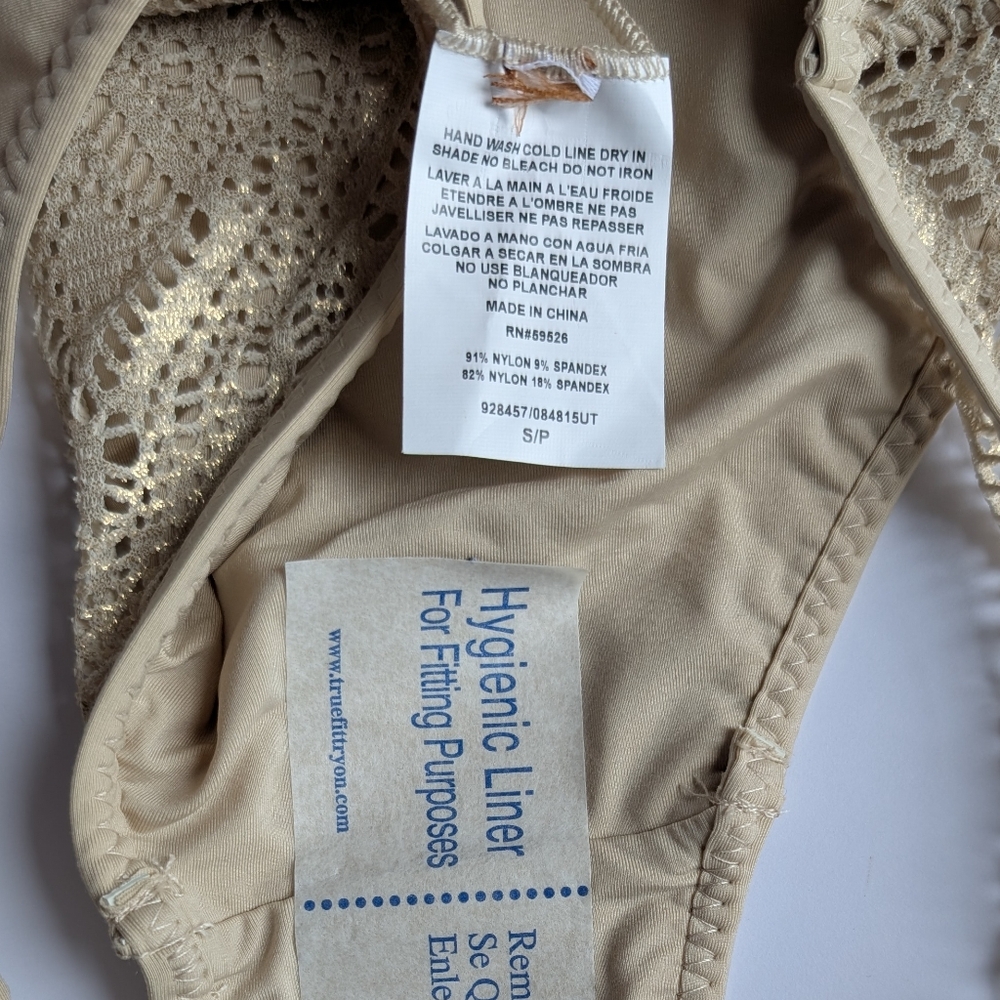 BECCA Adela Polished Bikini Bottom Gold Metallic Lace Size Small - Picture 4 of 4